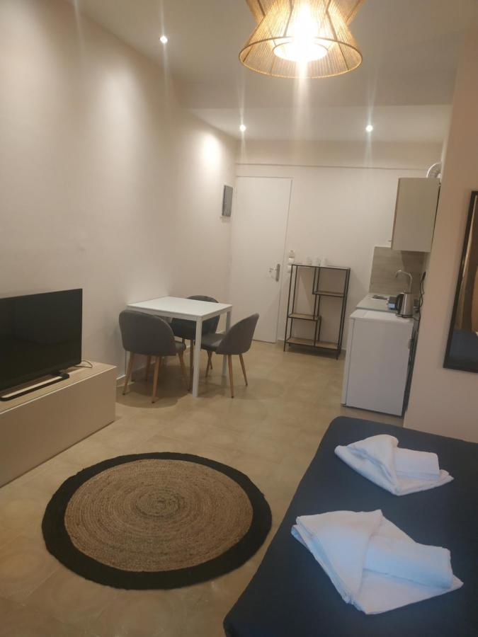 Elthimia'S Apartment Poros Town Ngoại thất bức ảnh